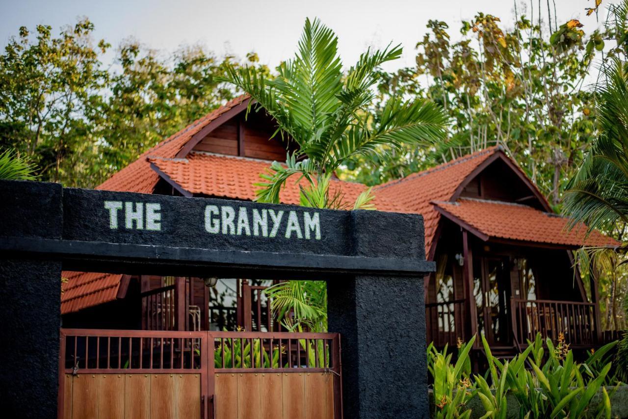 The Granyam Garden Cottage Batununggul Buitenkant foto