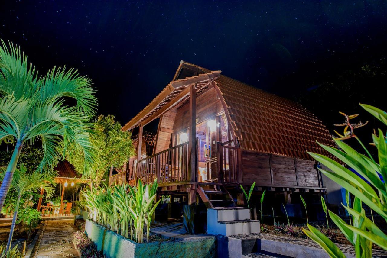 The Granyam Garden Cottage Batununggul Buitenkant foto